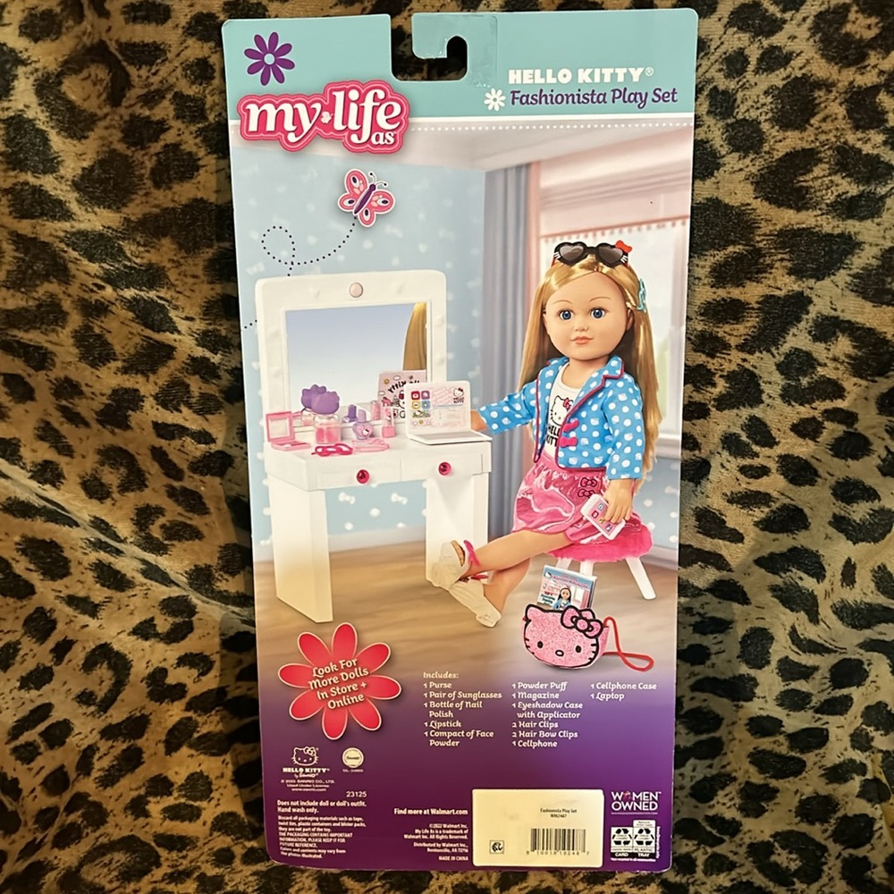 Hello Kitty 18 inch Doll Set